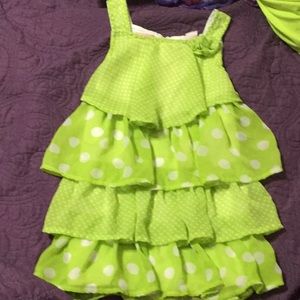 Green tank top and leggings with white polka dots